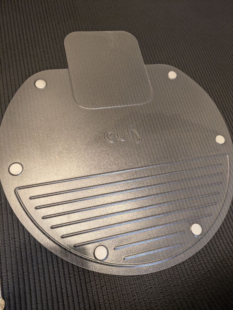 eufy X8 Hybrid RoboVac 本体