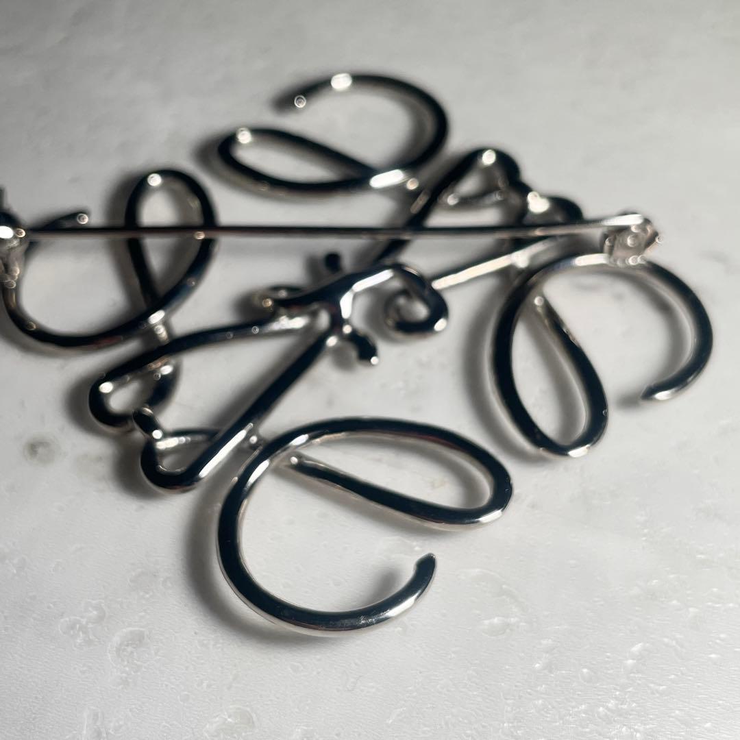 LOEWE ロエベ アナグラムブローチ　シルバー