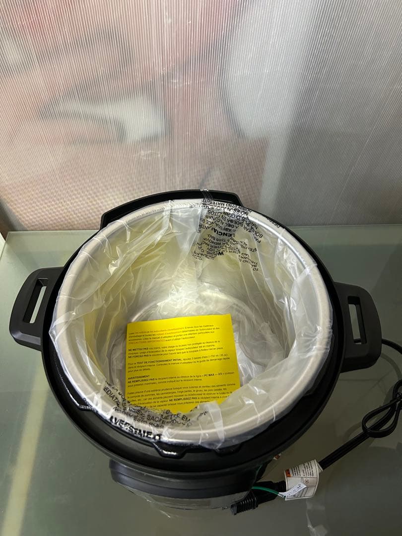 Instant Pot 電気圧力鍋 未使用