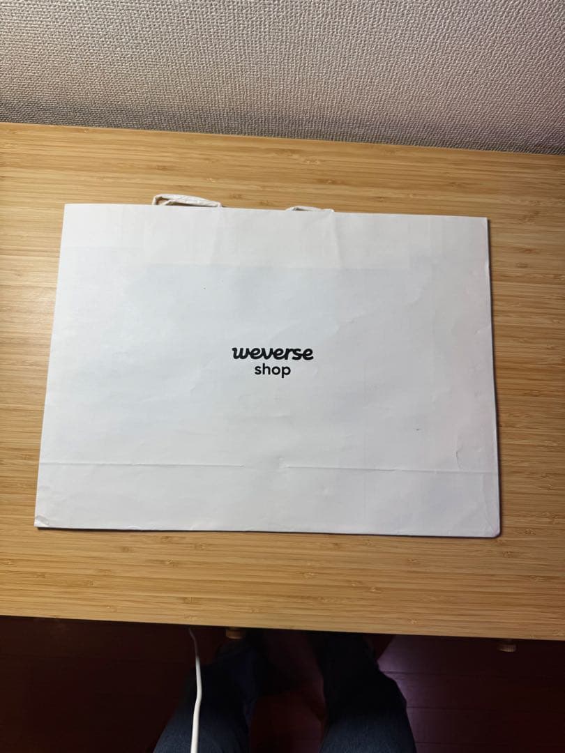 illit 大判サイズ　直筆サイン