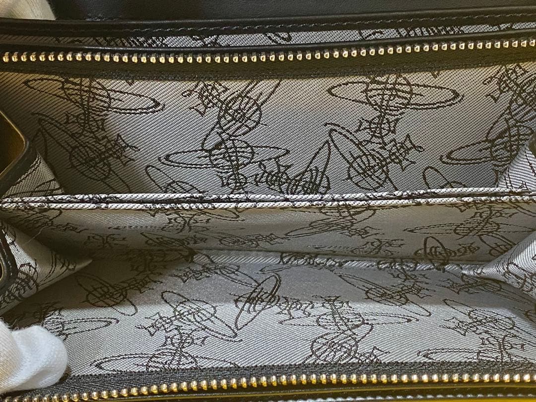 ビビアンウエストウッド　長財布✨新品未使用✨