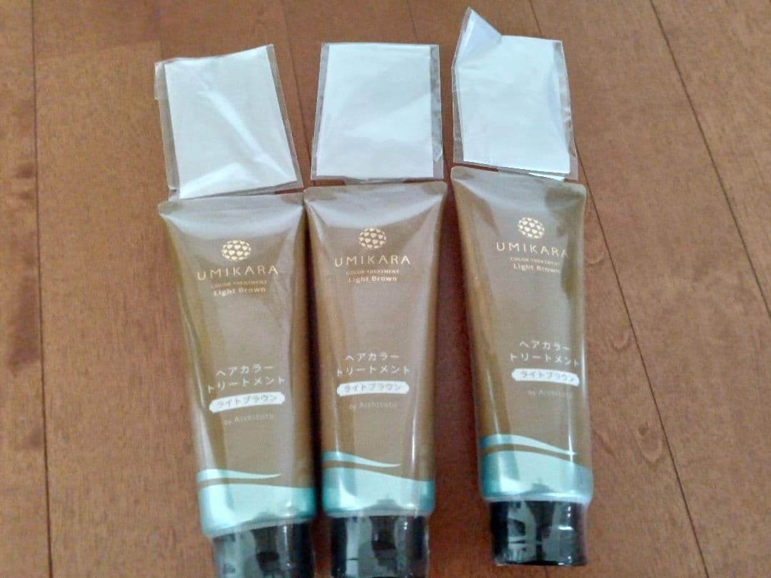 ボブ　UMIKARA ヘアカラー トリートメント ライトブラウン 3本