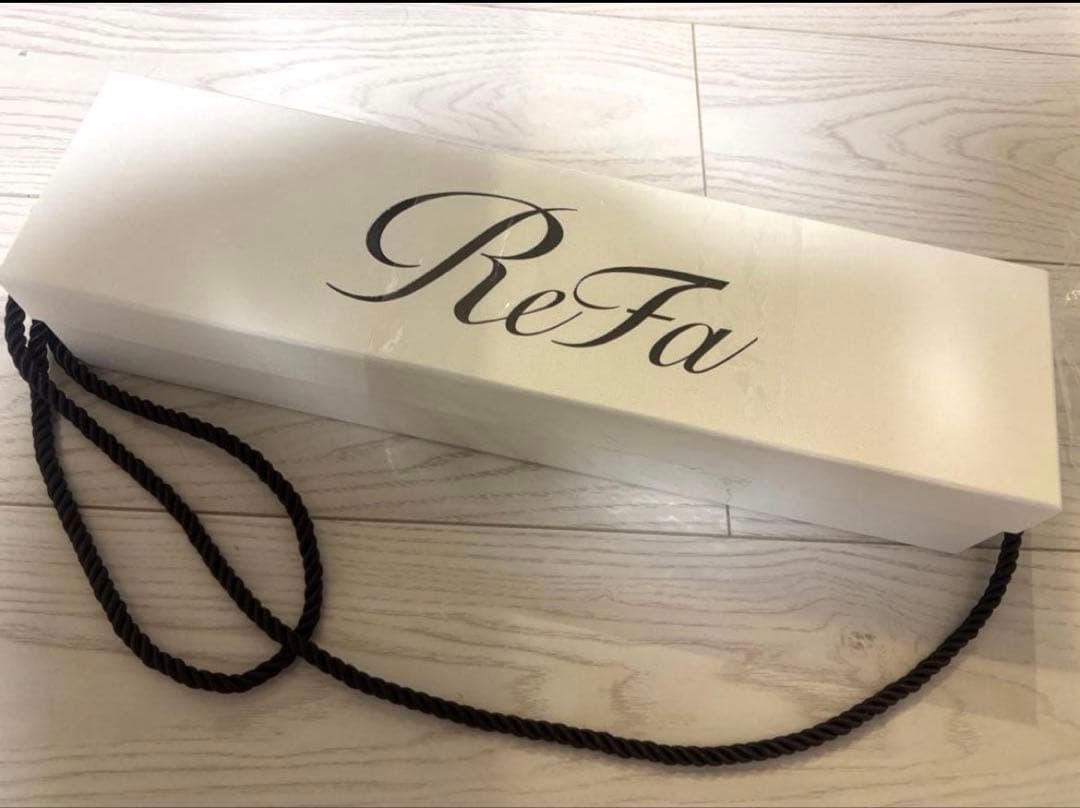 【送料無料/美品】リファストレートアイロン　プロ