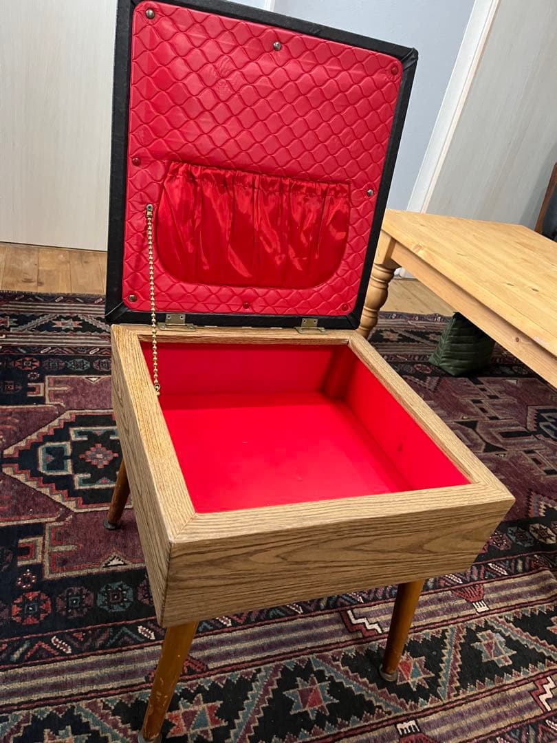 お値下げイギリス　ミッドセンチュリー　スツール裁縫箱　ビンテージ　北欧風