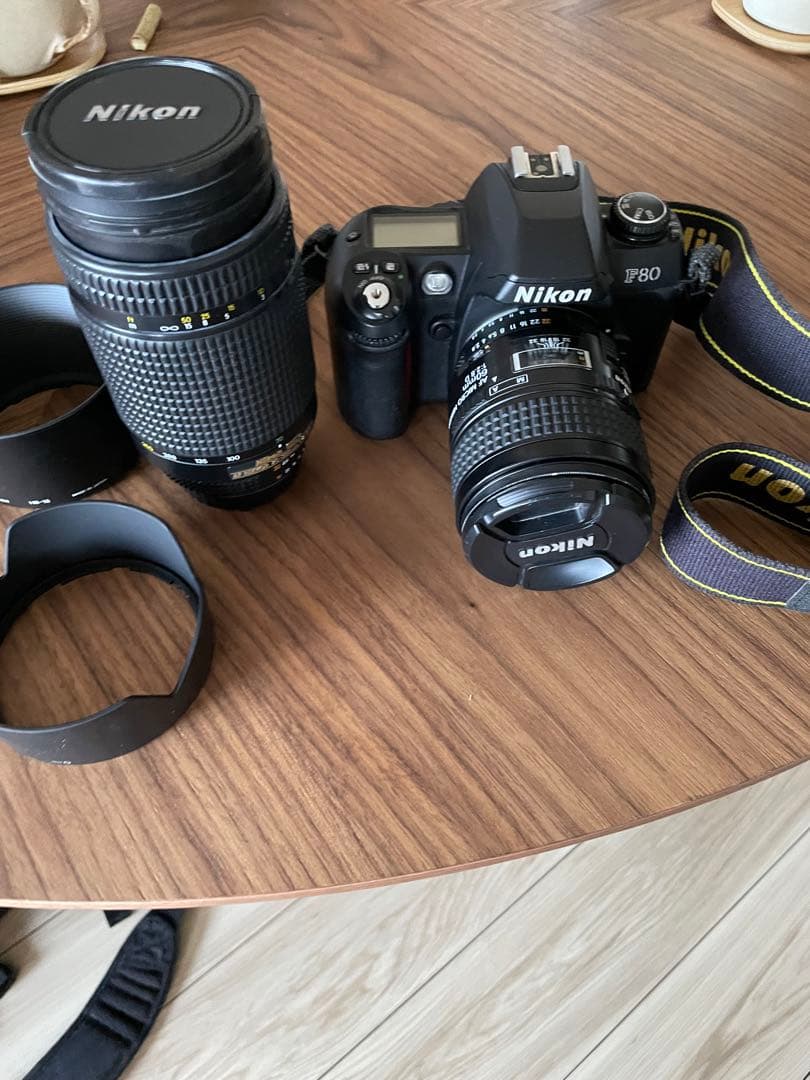 NIKON フィルムカメラ F80 ズームレンズ 70-300ミリ