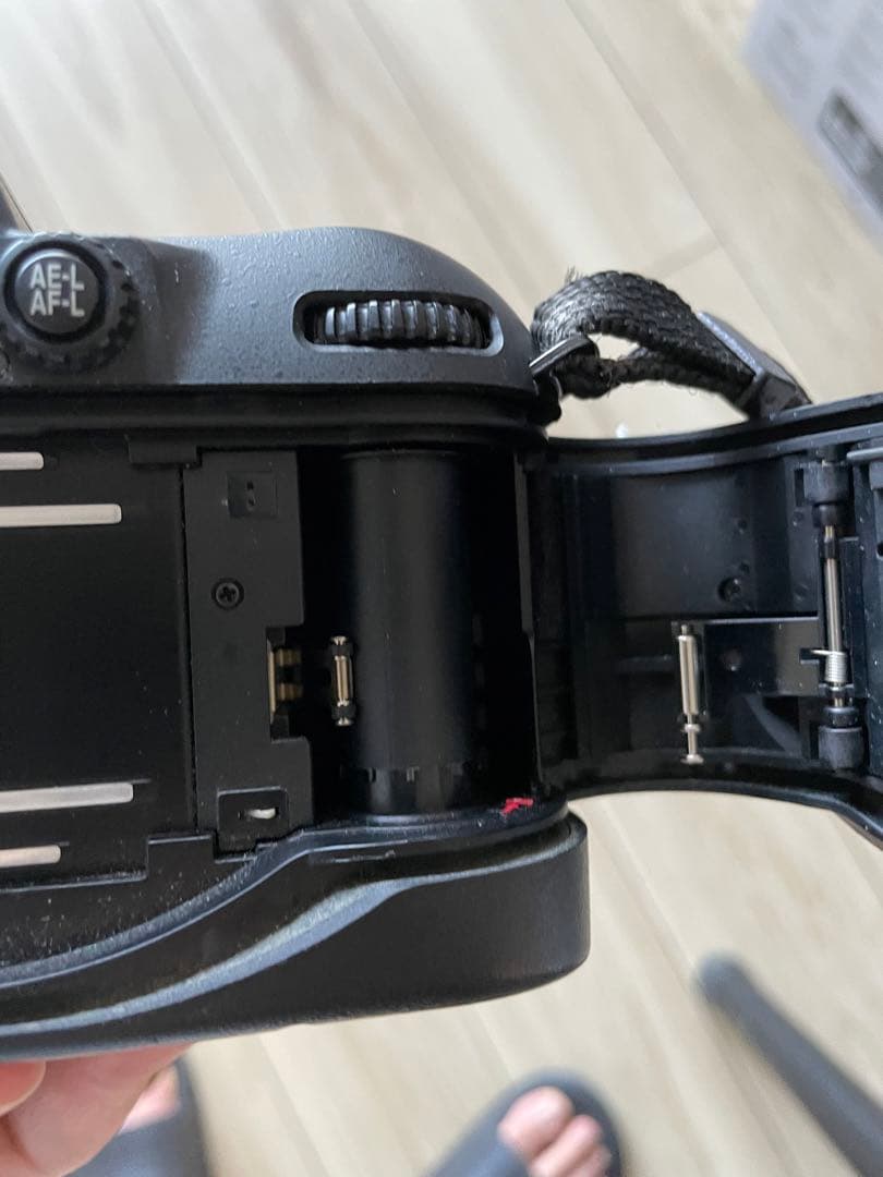 NIKON フィルムカメラ F80 ズームレンズ 70-300ミリ