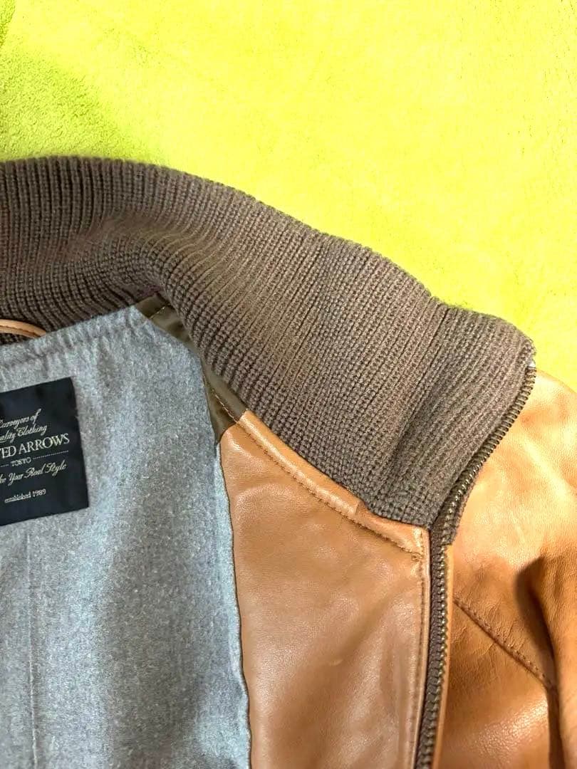 ユナイテッドアローズ・レザーライダース シングル襟もとニット・Ｌサイズ・ラム革