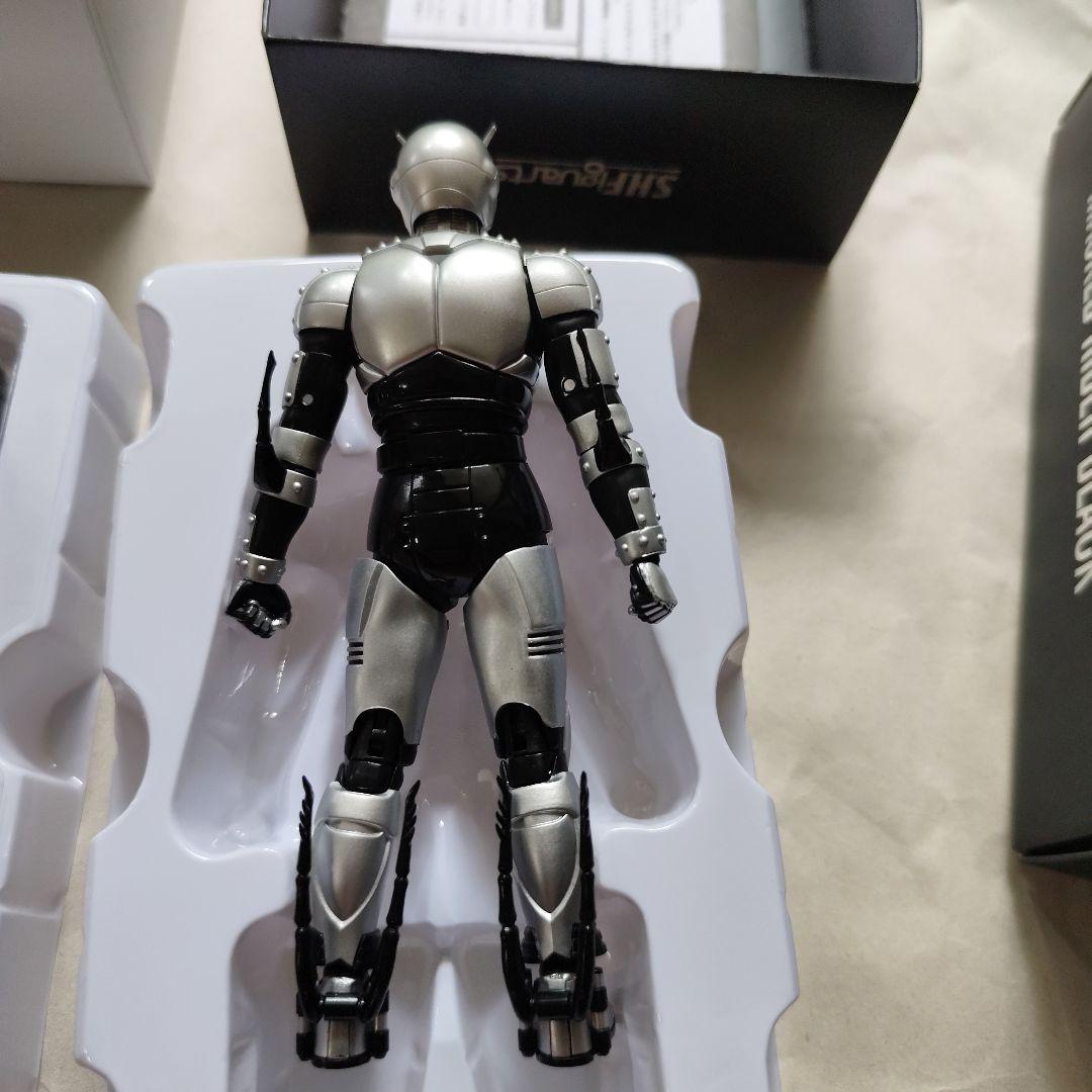 S.H.フィギュアーツ 仮面ライダーBlackとシャドームーン　真骨彫セット