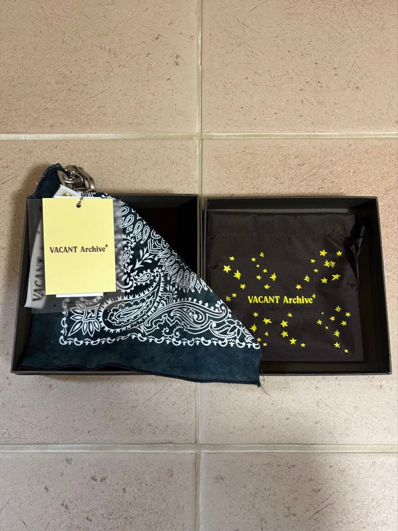 小物 vacant archive dyed bandana keyring