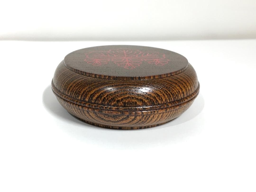 新品無傷完品 川端近左 作 太閤桐絵欅拭漆香合 共箱 茶道具 真作保証品