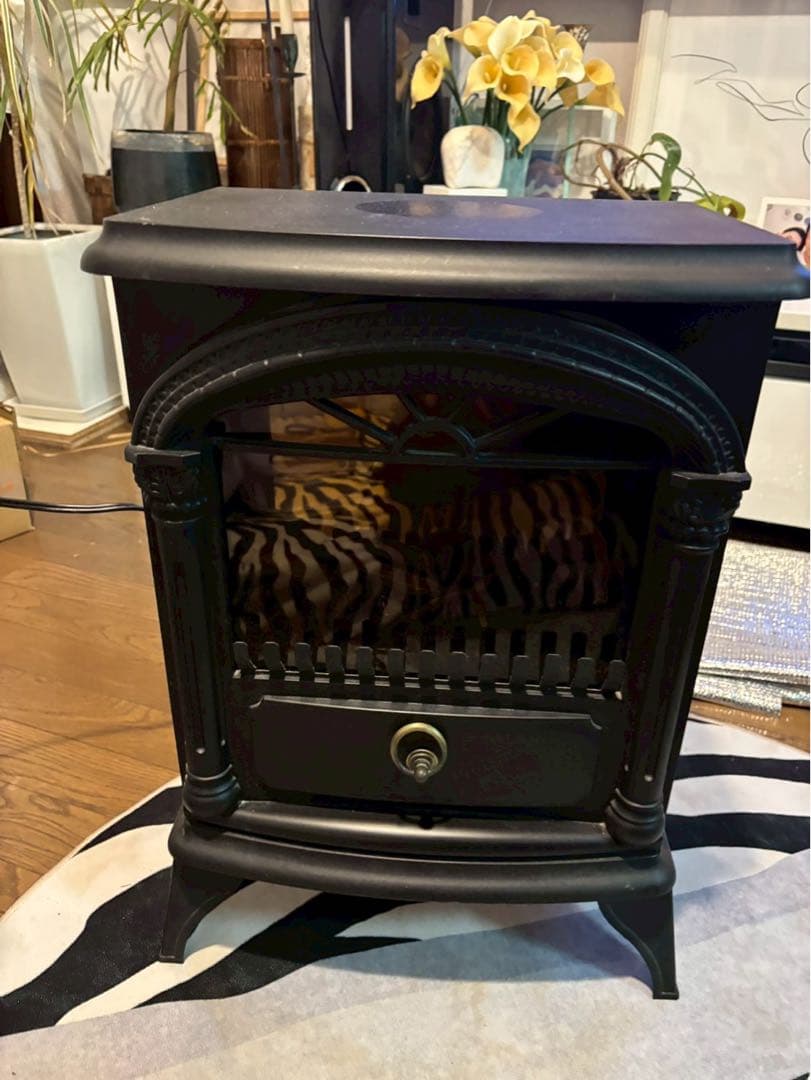 ヴィンテージスタイル 電気ヒーター 黒