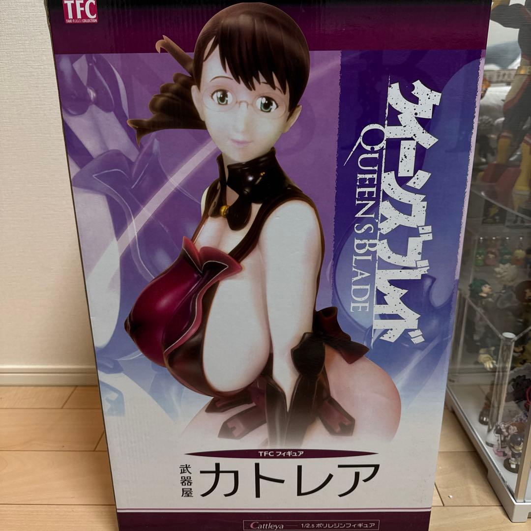 クイーンズブレイド　カトレア 1/2.5 フィギュア