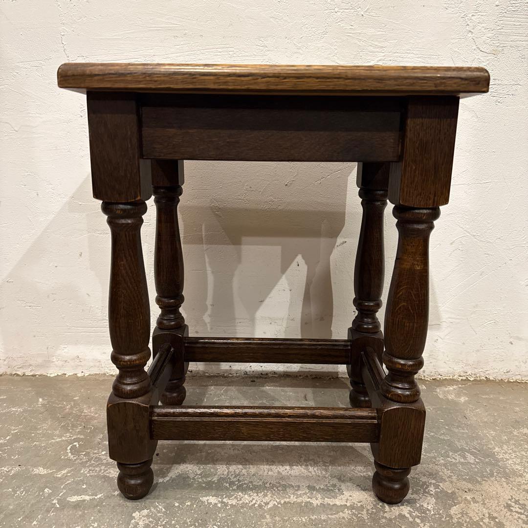 ヴィンテージ　木製サイドテーブル　ベッドサイドテーブル　花台