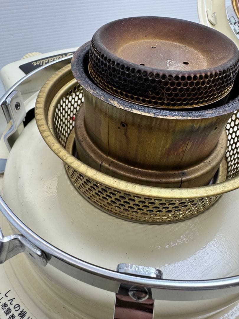 Aladdin 石油ストーブ クリーム色