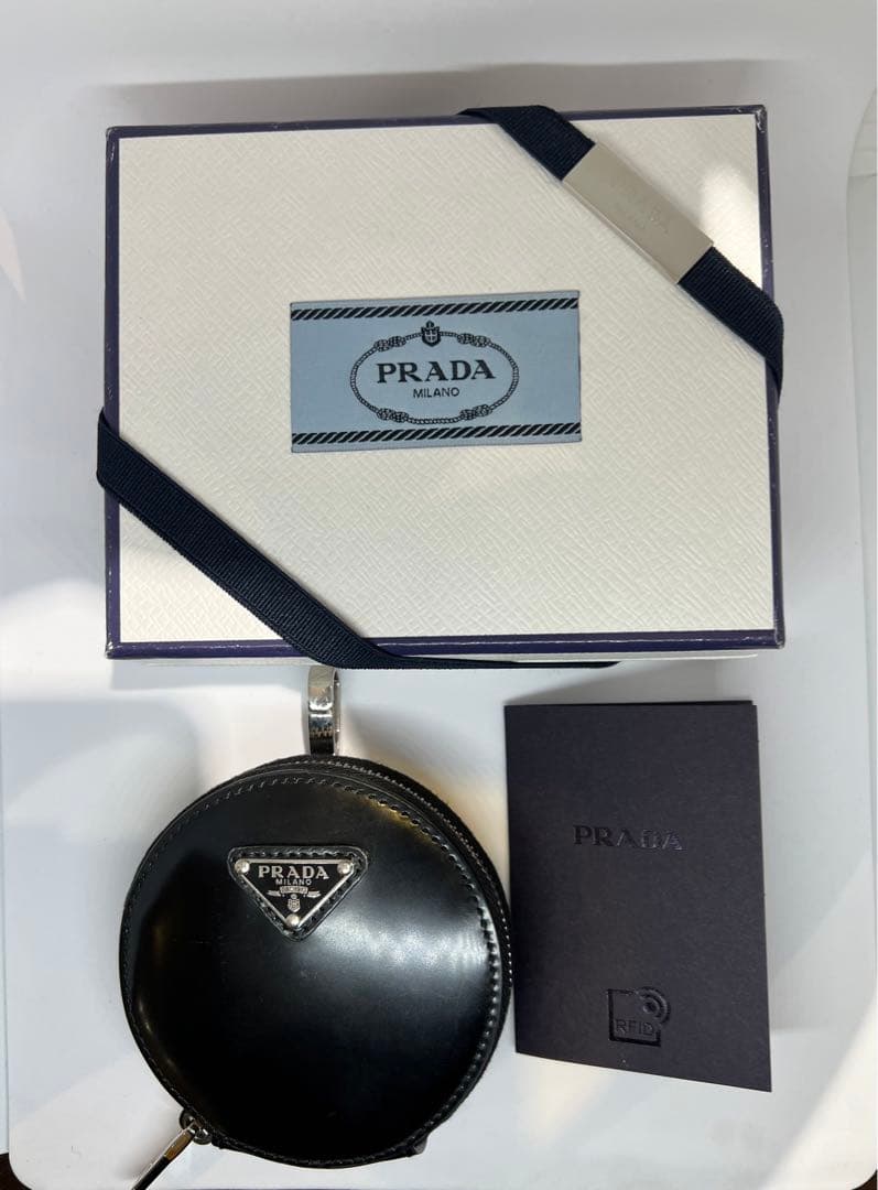 【美品】⭐︎PRADA⭐︎ケース ミニポーチ プラダ