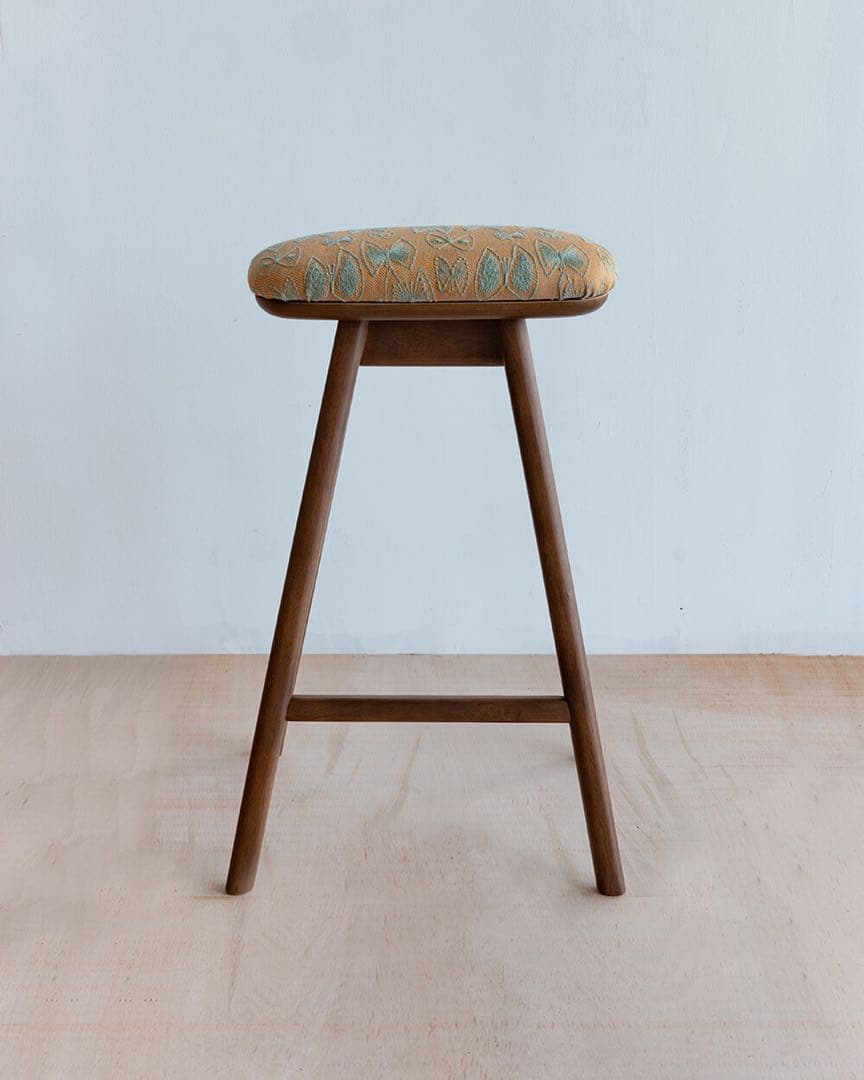 キッチンスツールBR(H630)＋ ミナペルホネンsky flower OR