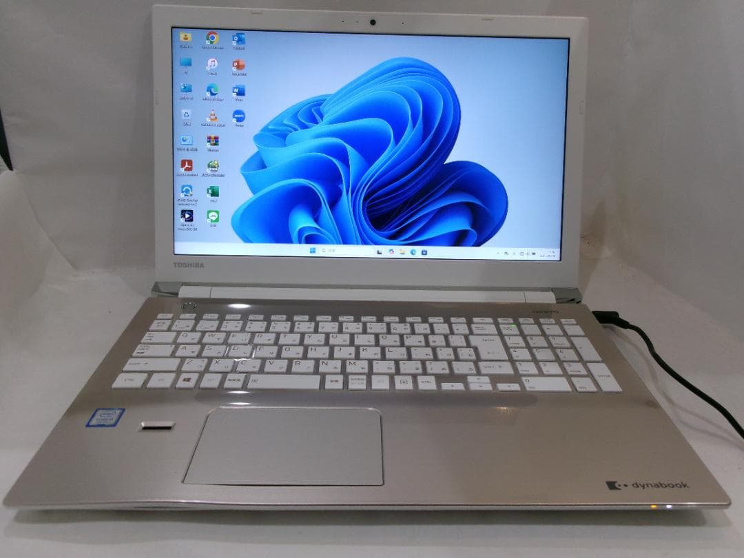 東芝 PTE5EGP-BJAサテンゴールド・Win11/Office2021キー