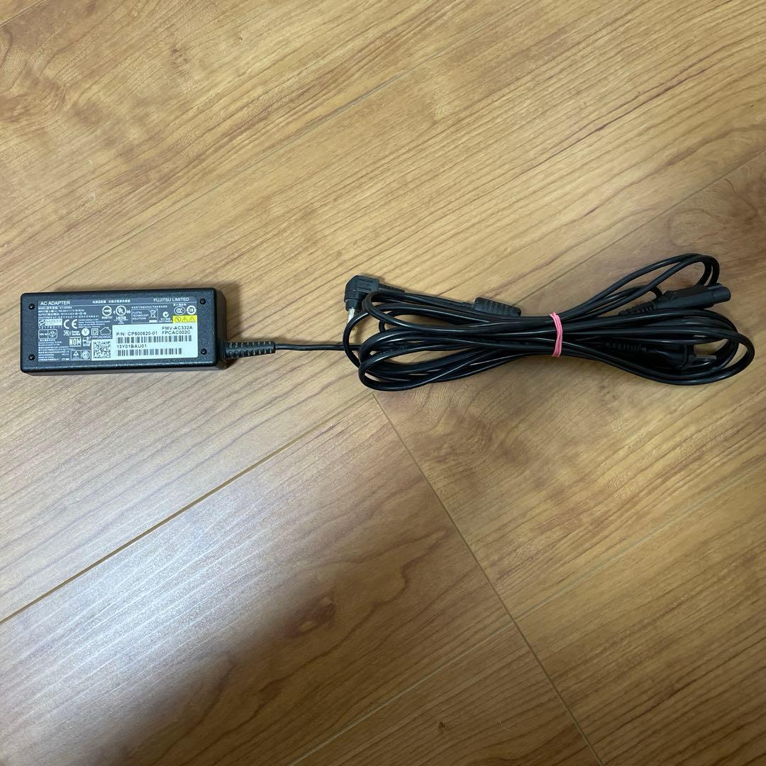 富士通　ノートパソコン