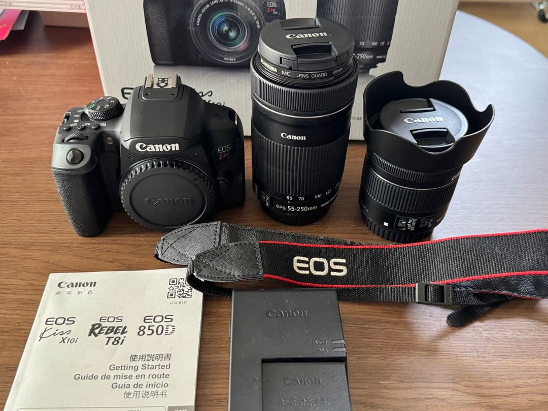 Canon 一眼レフ EOS Kiss X10i ダブルズームキット