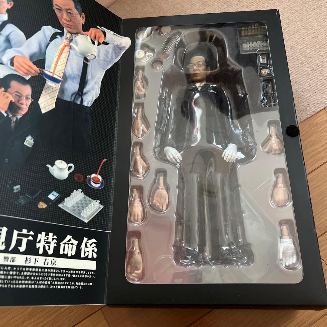 杉下右京　フィギュア