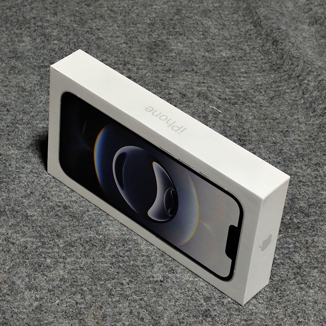 iPhone16e 128GB ホワイトSIMフリー　新品未開封未使用品