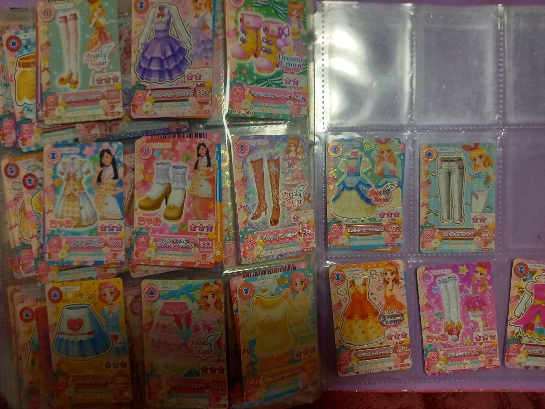 アイカツ カード まとめ売り 枚数不明