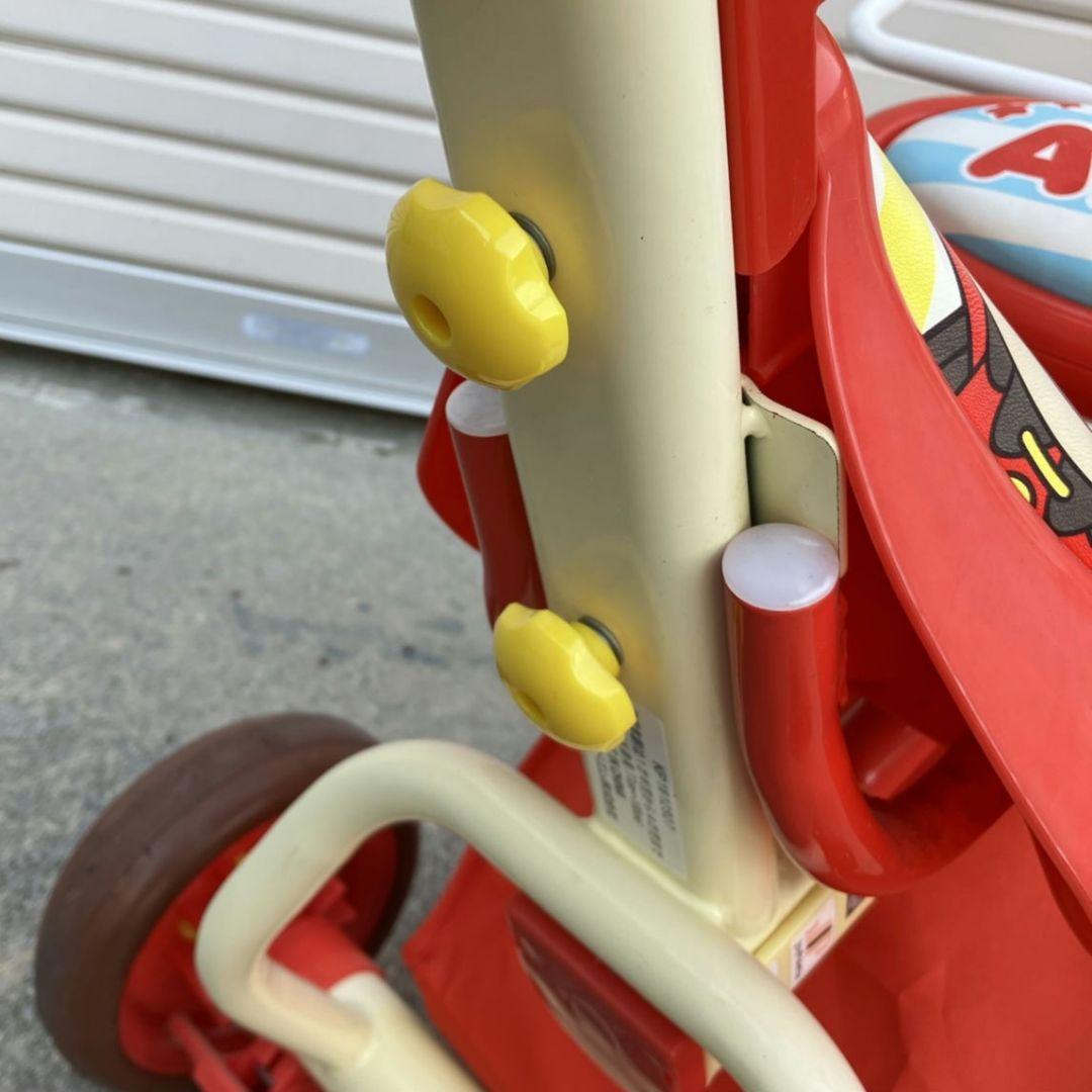 送料込み　アンパンマン三輪車　デラックスⅡ　DX2 レッド