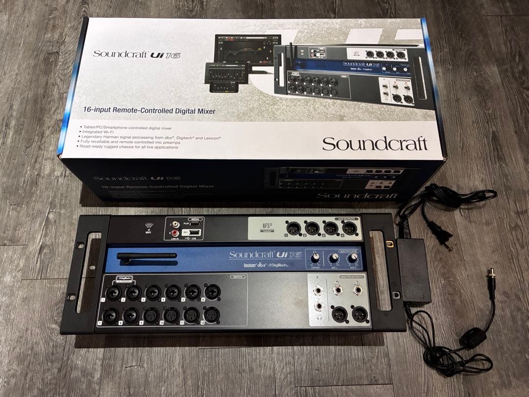 Soundcraft Ui16 デジタルミキサー