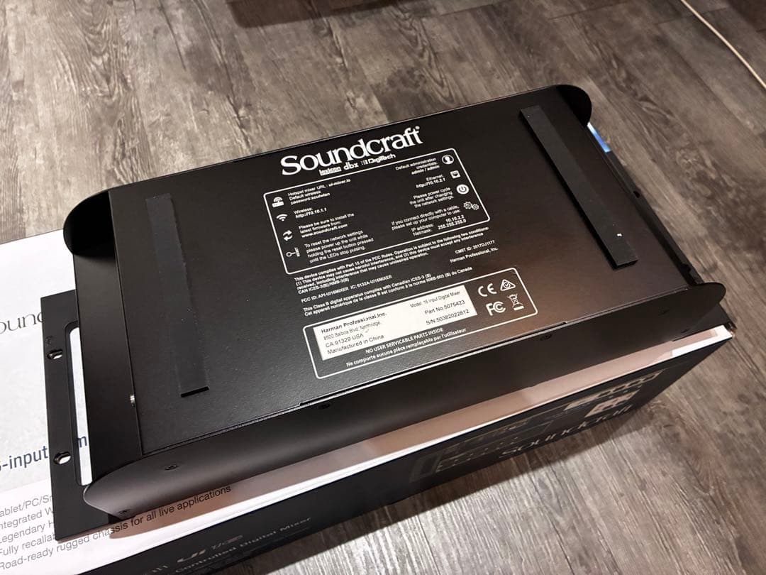 Soundcraft Ui16 デジタルミキサー