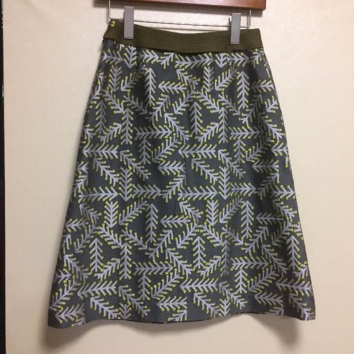 ミナペルホネン スカート