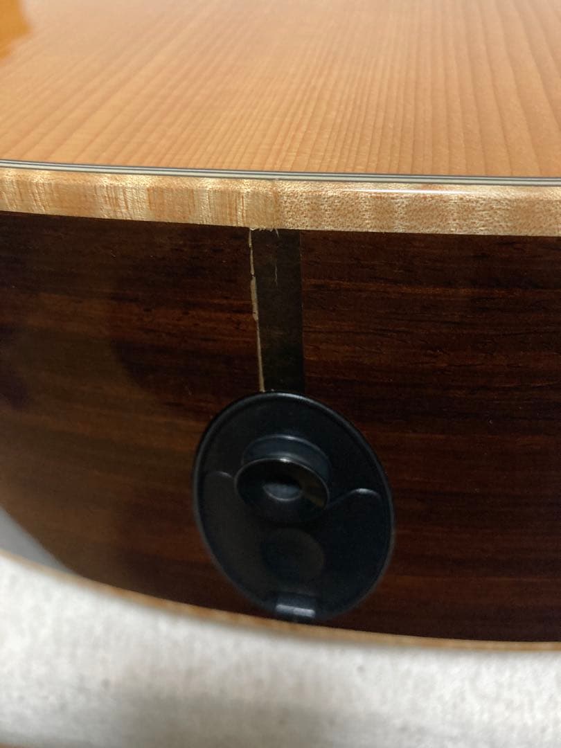 【激レア】 Taylor 2014 Japan Limited 812ce