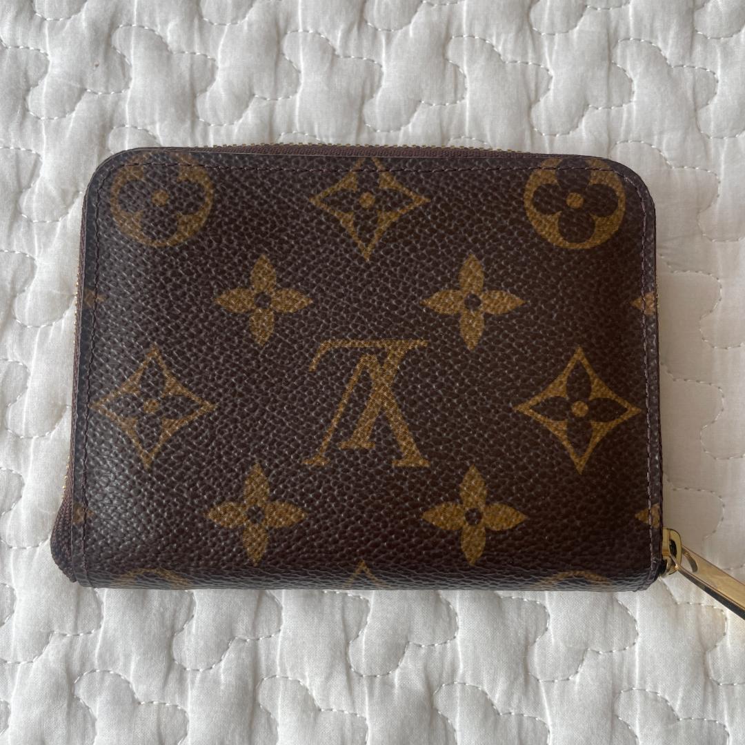 【美品】LOUIS VUITTON ジッピー パース