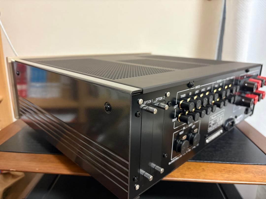 Accuphase E-3000 プリメインアンプ