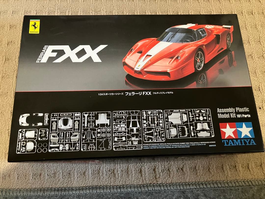 TAMIYA フェラーリ FXX 1/24 プラモデル