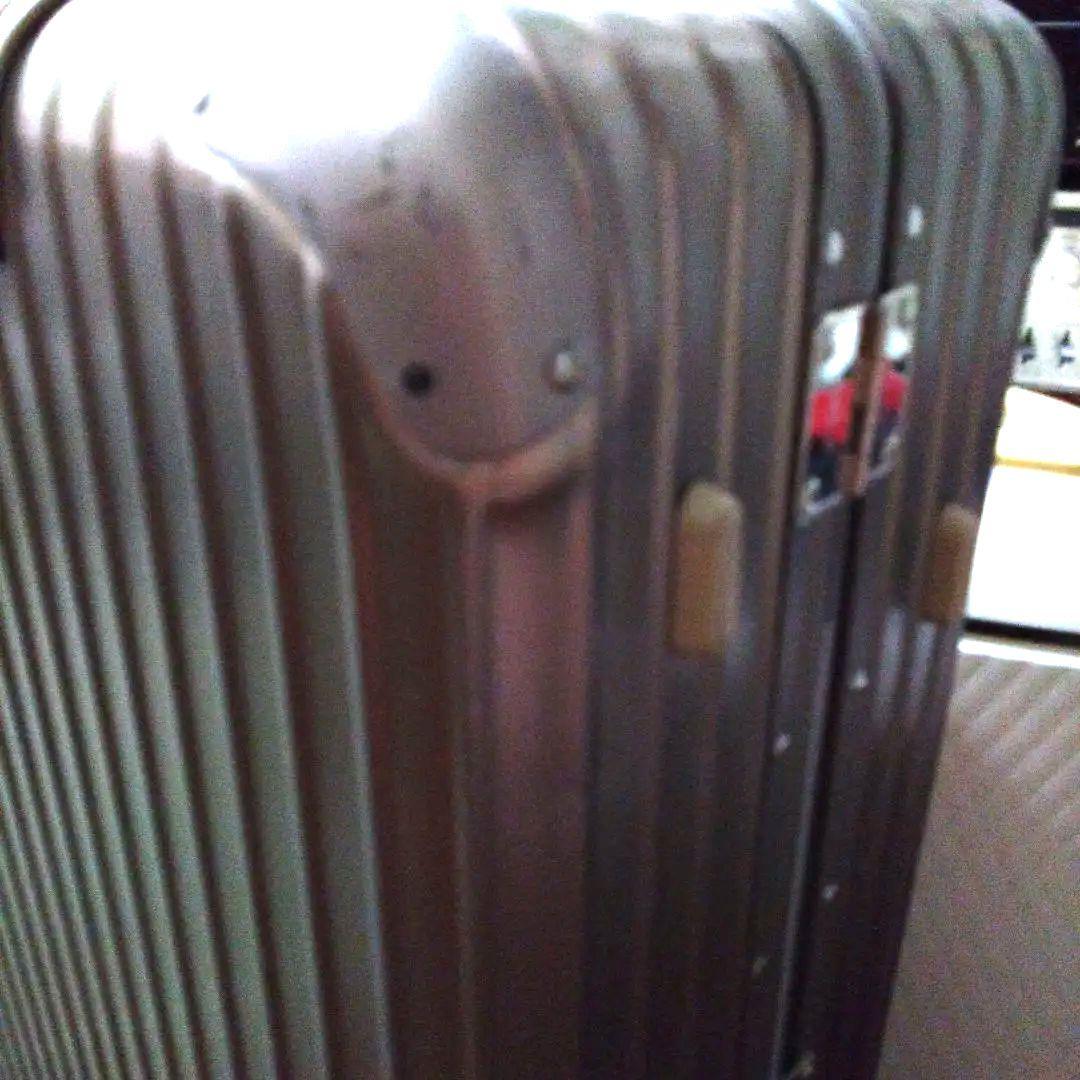 希少【RIMOWA×Lufthansa】 　 Titanium Gold