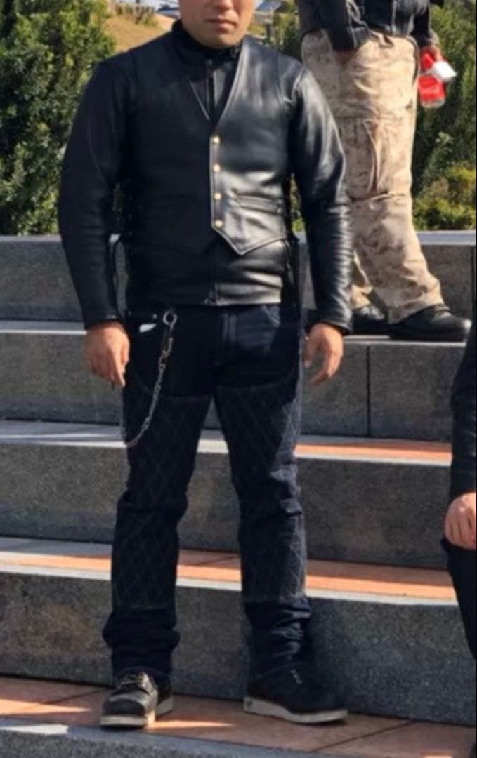 カドヤ ライダースベスト 革ベスト