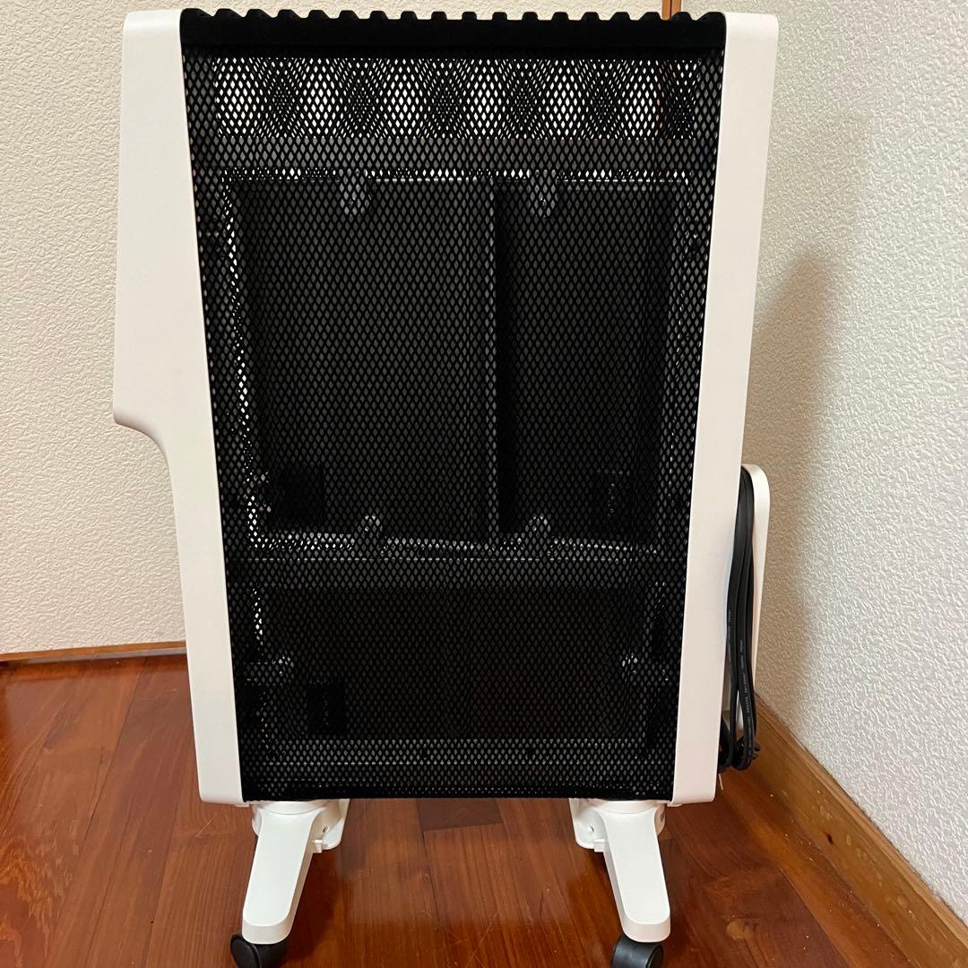 24年製 siroca シロカ　遠赤軽量ヒーター　SN-M451