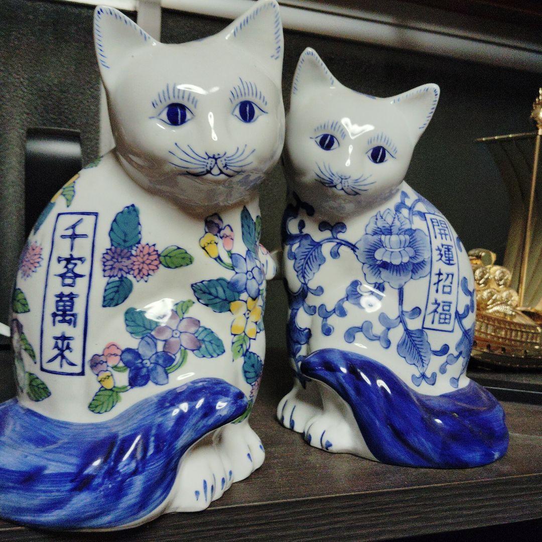 日本の磁器ナニキネコ花柄の陶器製猫の置物 Sanrio