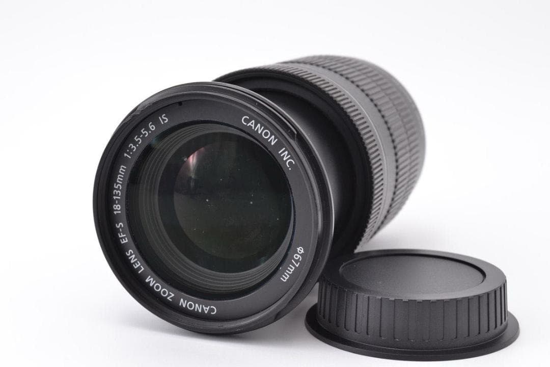 キャノン　Canon EF-S 18-135mm F3.5-5.6 IS