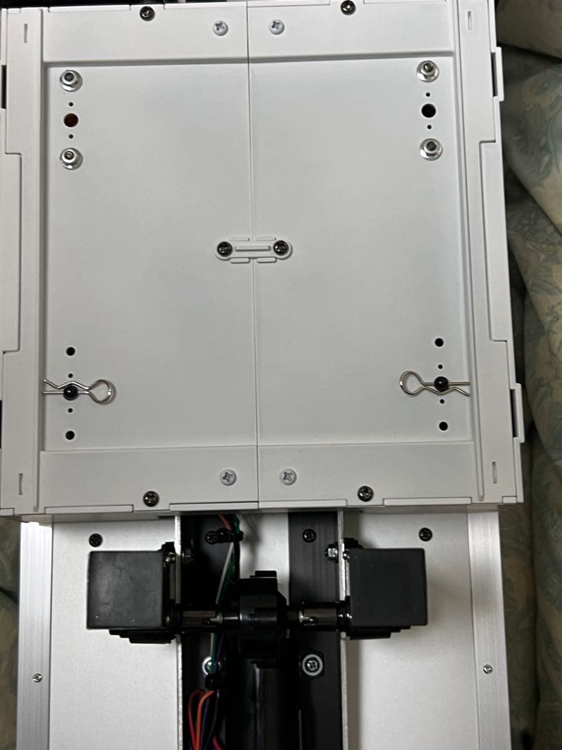 タミヤ 1/14RC 3軸リーファー・セミトレーラー 新品組み立て塗装済 値下中