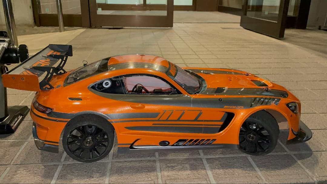 京商 インファーノgt AMGボディ LED付き