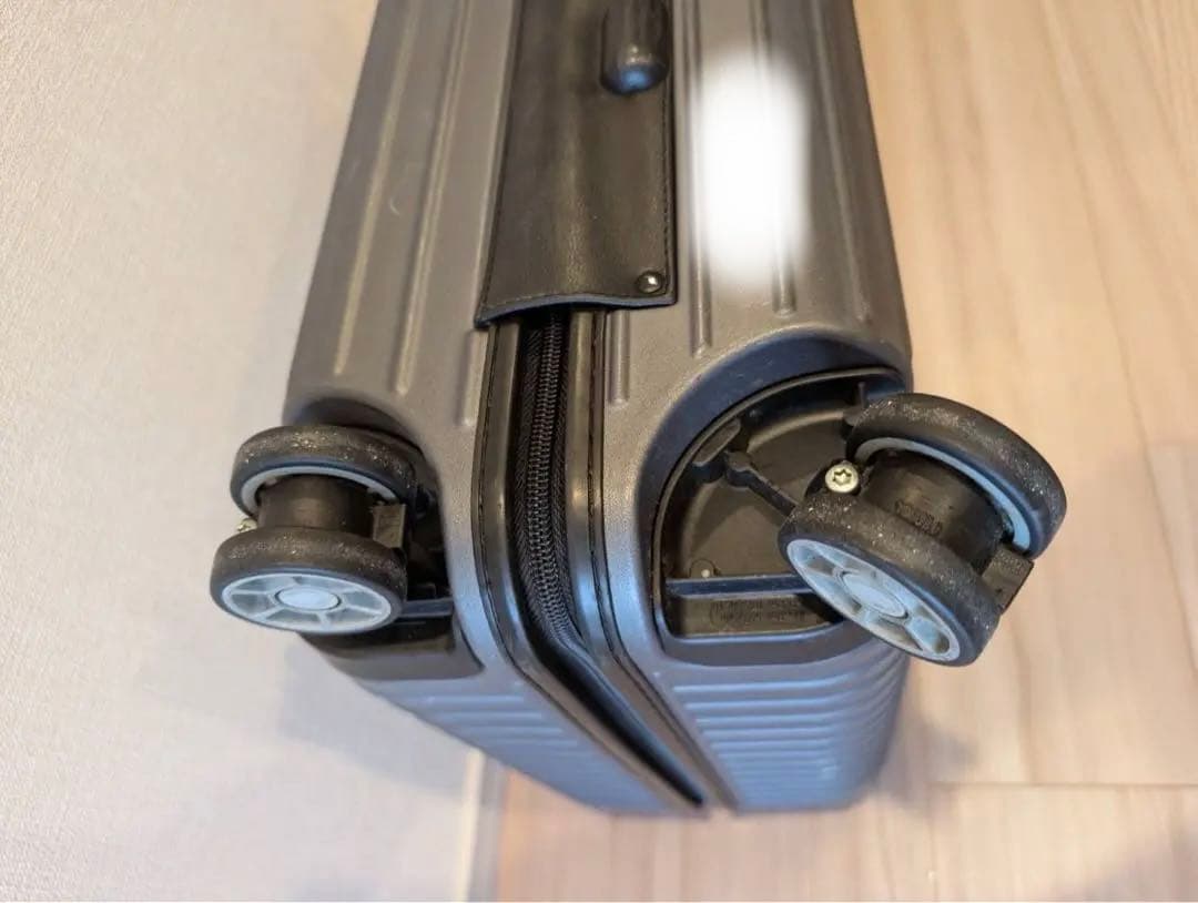 【リモワ】サルサ　TSAロック付きグレーキャリーケース