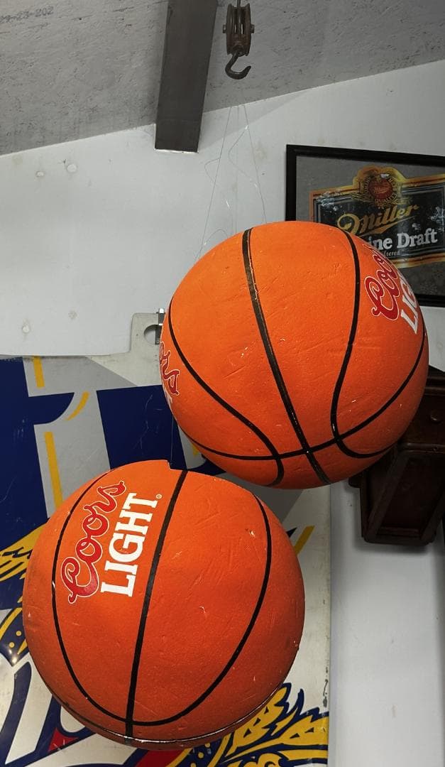 1995年製 クアーズライト発砲スチロール製バスケットボールディスプレイ①