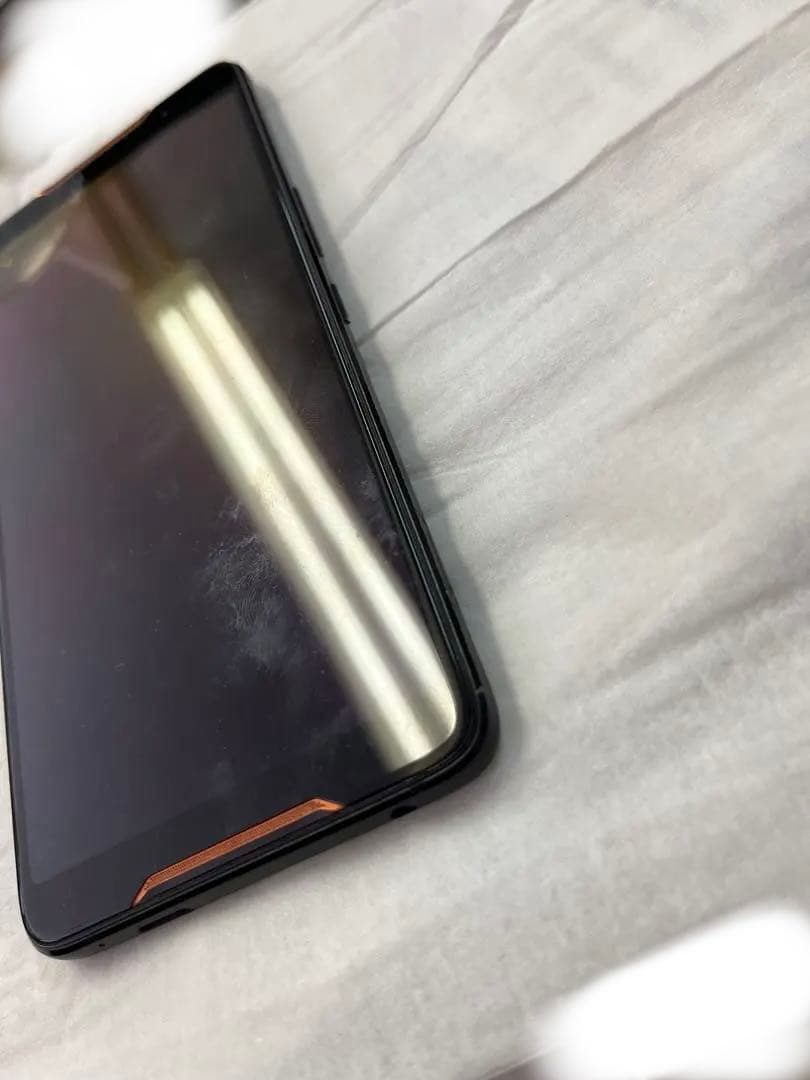 ASUS ROG Phone ゲーミングスマートフォン 本体