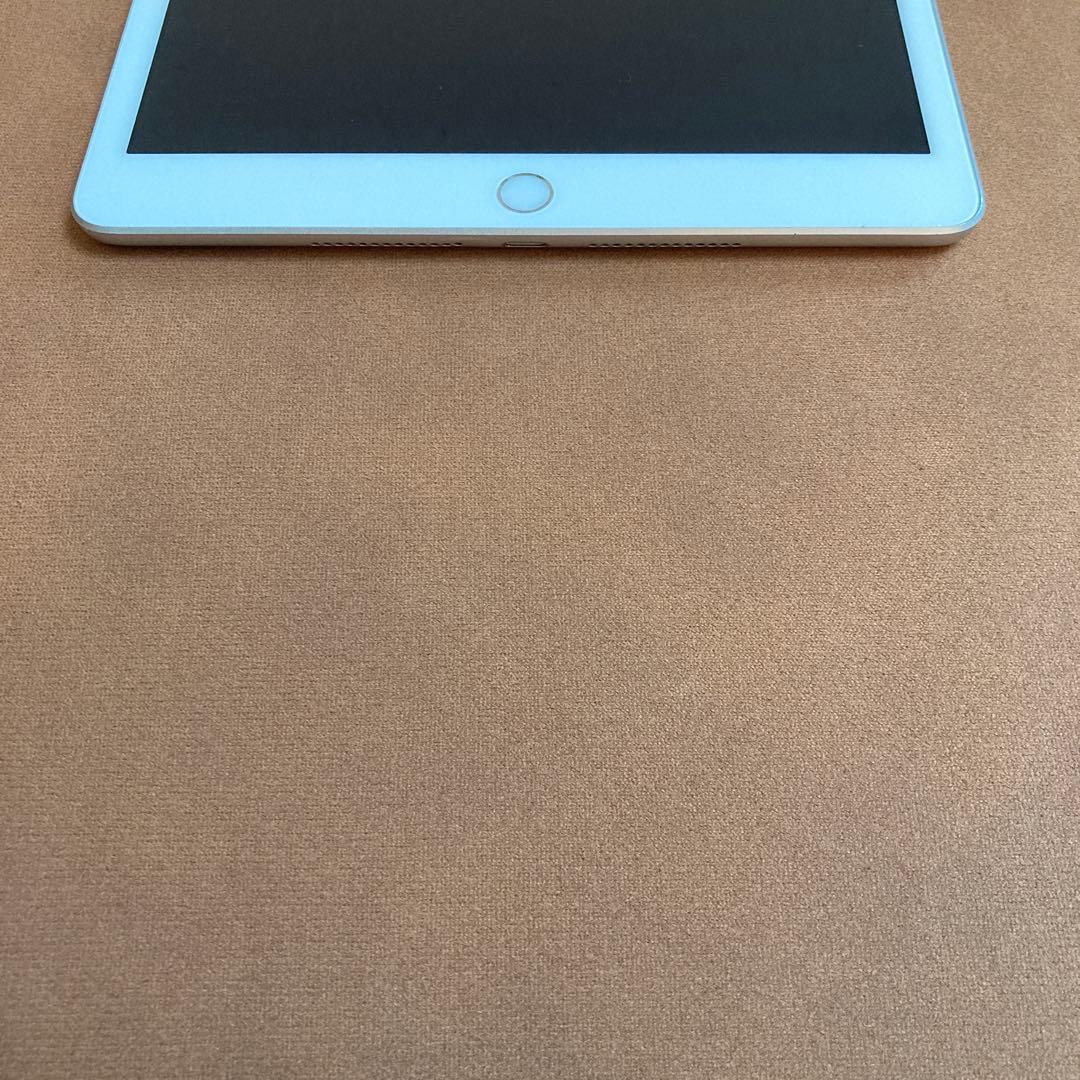 250【早い者勝ち】iPad8 第8世代 32GB WIFIモデル☆