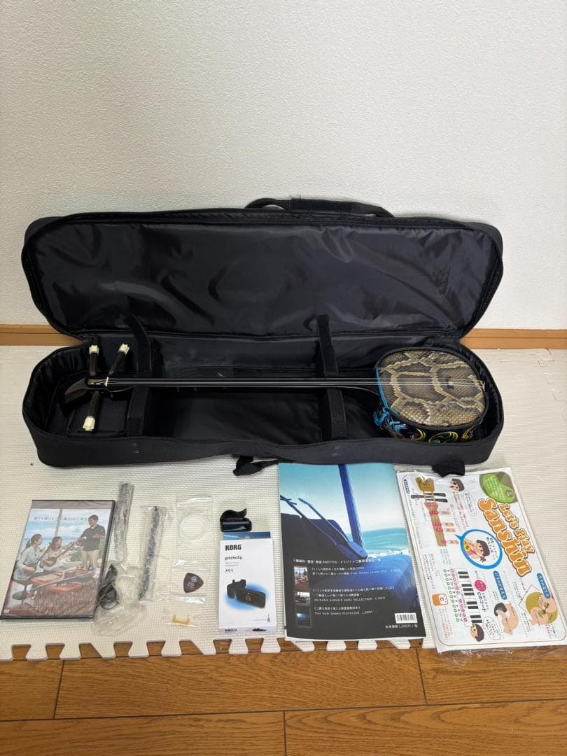 沖縄三線 初心者フルセット（チューナー付き）