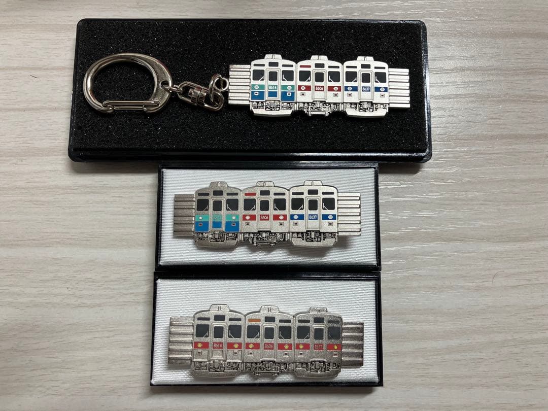 東急 8500系 引退記念 ネクタイピン2点・キーホルダー1点セット