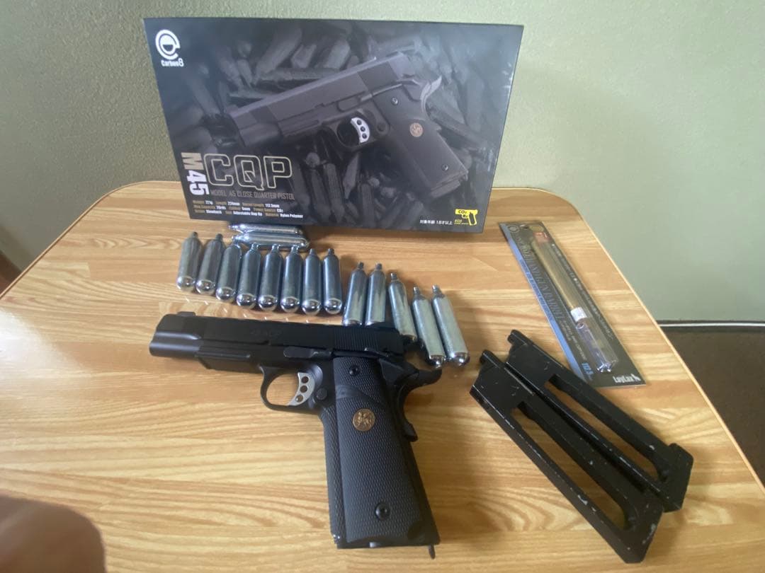 カーボネイトm45cqpスペアマガジンco2ボンベ付き