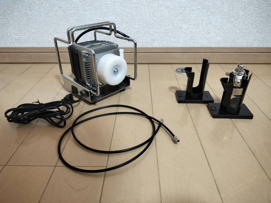 Mr. リアコンプレッサーセット PS300　エアブラシコンプレッサー