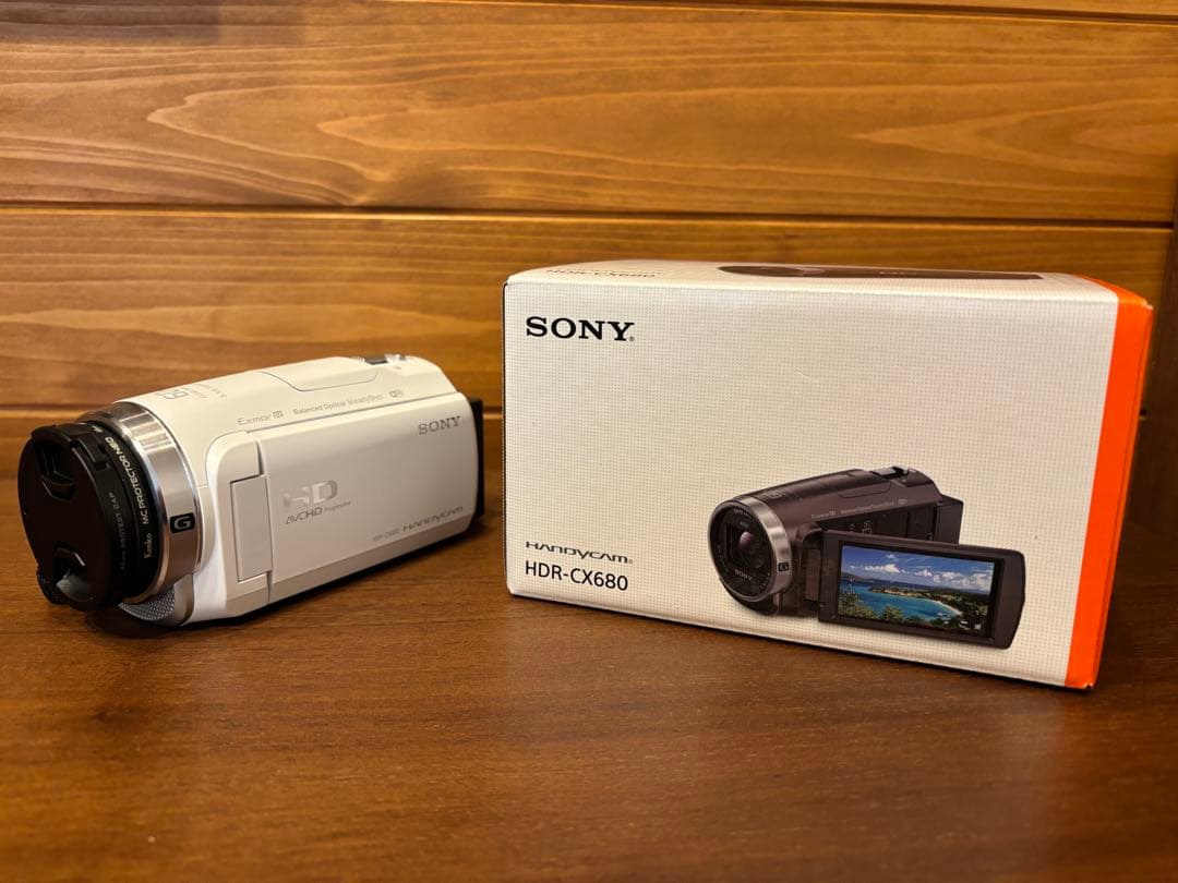 <美品>SONY HDR-CX680 ハンディカム (保証書+各種付属品付き)